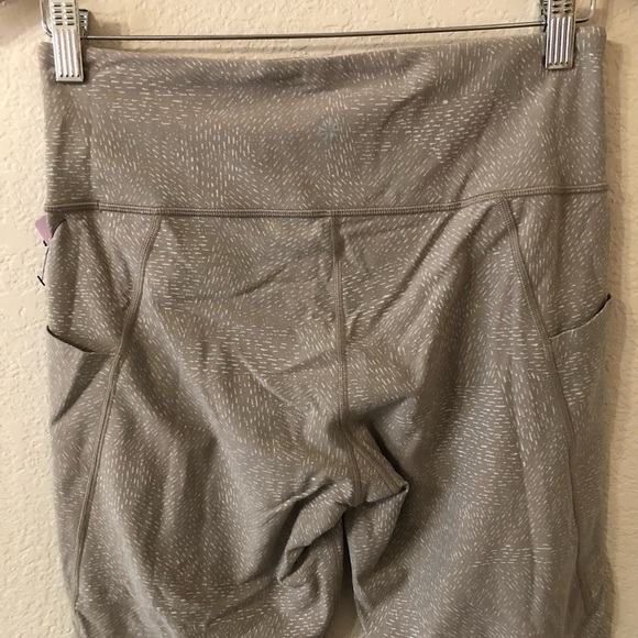 Athleta Salutation Stash Pocket Tight in Quail Tan Beige - Size Medium - Picture 5 of 8